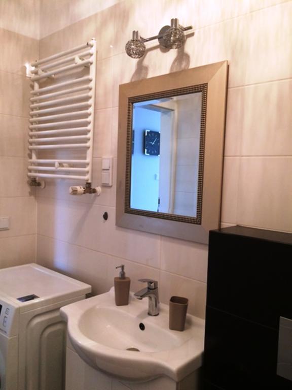 Apartament "Cleopatra 3" Z Miejscem Parkingowym, Faktury Vat Appartement Kielce Buitenkant foto