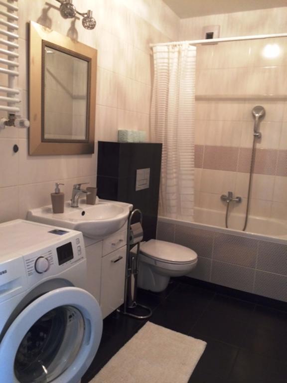 Apartament "Cleopatra 3" Z Miejscem Parkingowym, Faktury Vat Appartement Kielce Buitenkant foto